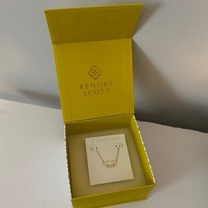 Kendra Scott Necklace